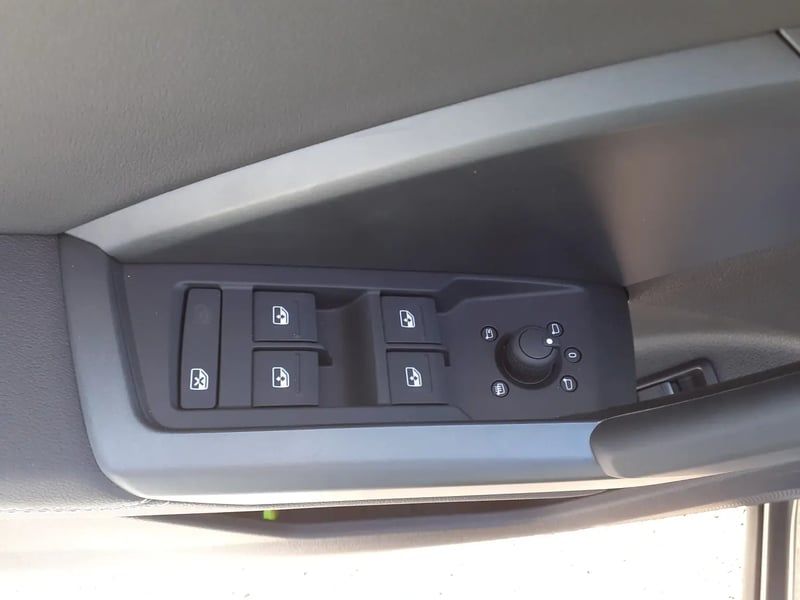 Photo de la voiture AUDI Q3 SPORTBACK 45 TFSIe  245 ch S tronic 6 S line