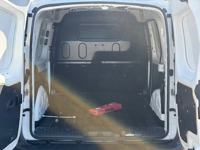 Photo de la voiture RENAULT KANGOO EXPRESS L1 1.5 DCI 90 EXTRA