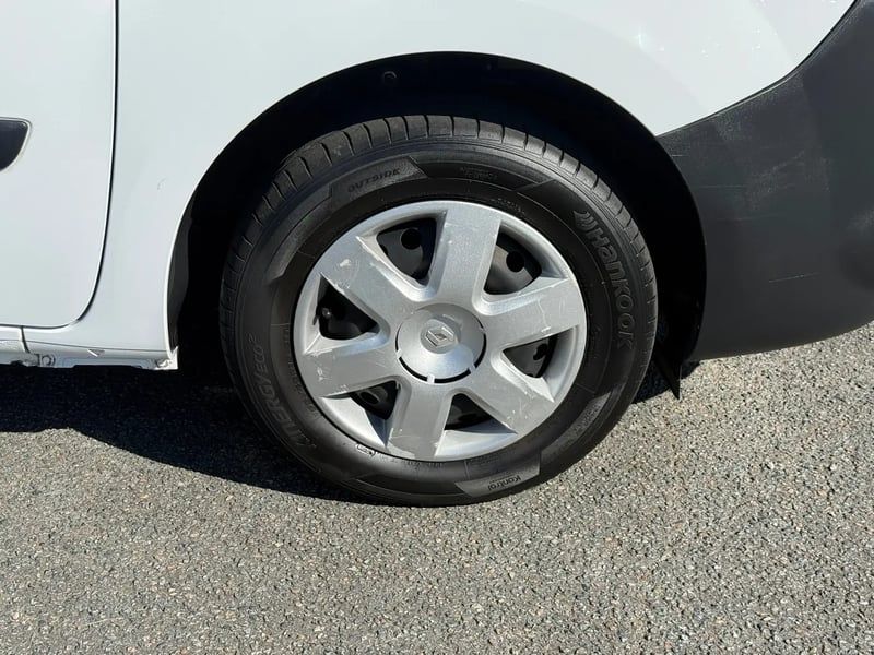 Photo de la voiture RENAULT KANGOO EXPRESS L1 1.5 DCI 90 EXTRA