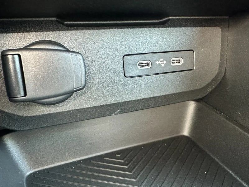 Photo de la voiture DACIA BIGSTER Mild Hybrid 140 Journey