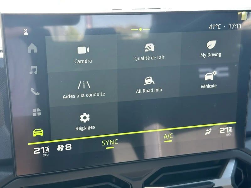 Photo de la voiture DACIA BIGSTER Mild Hybrid 140 Journey