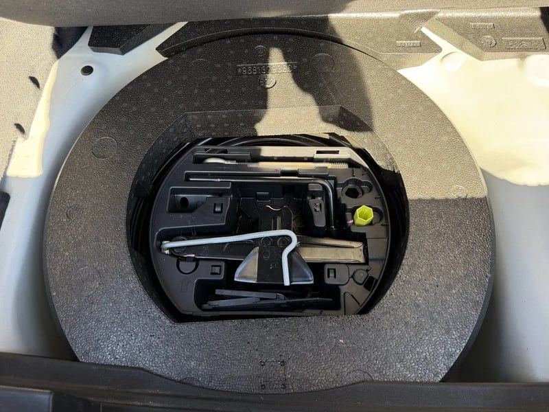 Photo de la voiture DS DS 3 CROSSBACK DS3 Crossback PureTech 130 EAT8 Performance Line