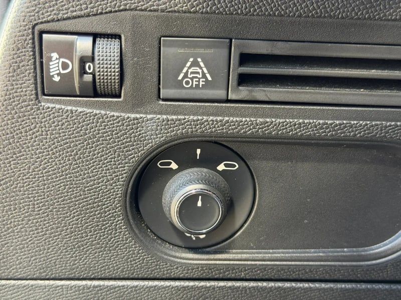 Photo de la voiture DS DS 3 CROSSBACK DS3 Crossback PureTech 130 EAT8 Performance Line