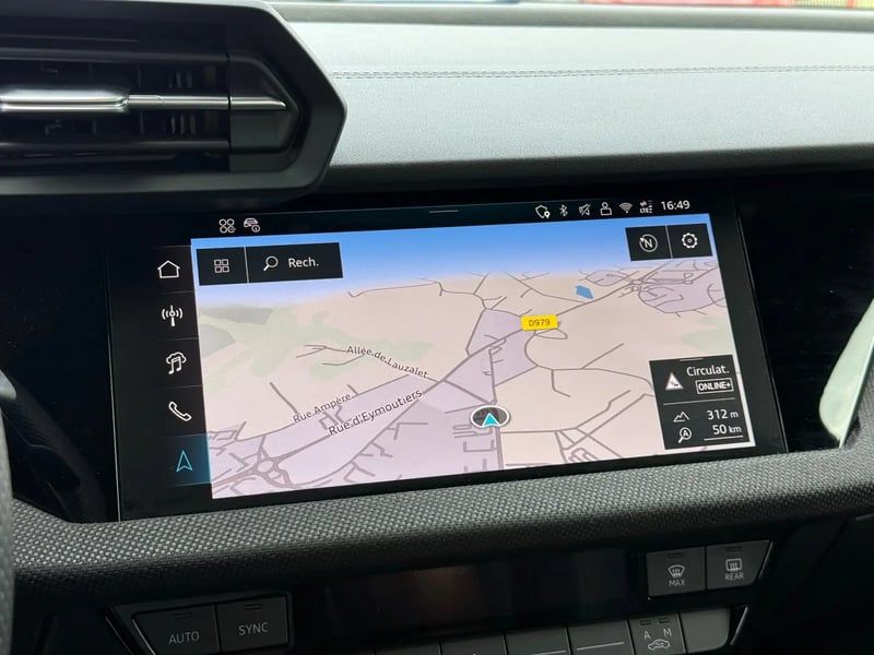 Photo de la voiture AUDI A3 SPORTBACK TFSI e Hybride rechargeable 204 S tronic 6 S line