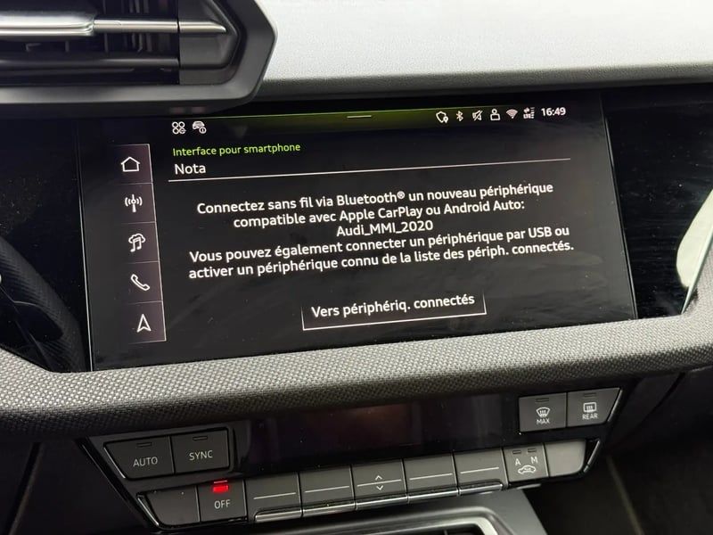Photo de la voiture AUDI A3 SPORTBACK TFSI e Hybride rechargeable 204 S tronic 6 S line