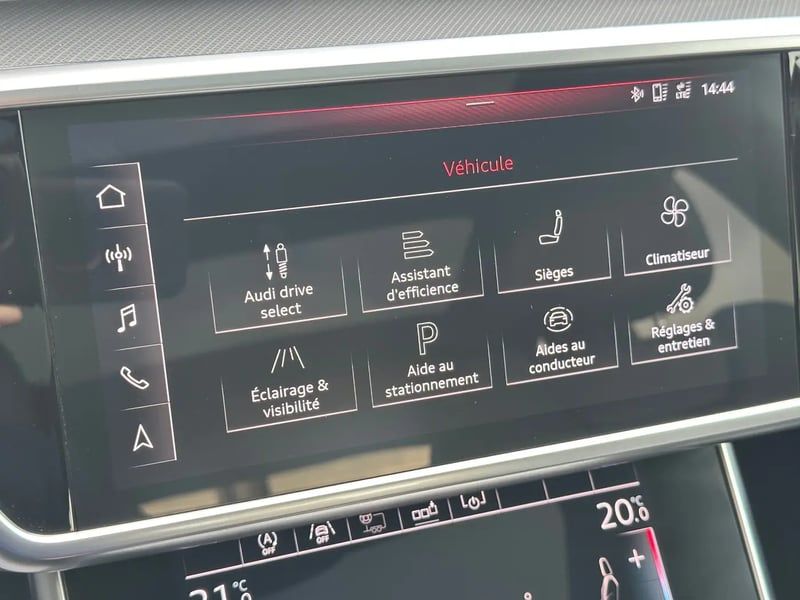 Photo de la voiture AUDI A6 AVANT 45 TDI 231 ch Quattro Tiptronic 8 S line