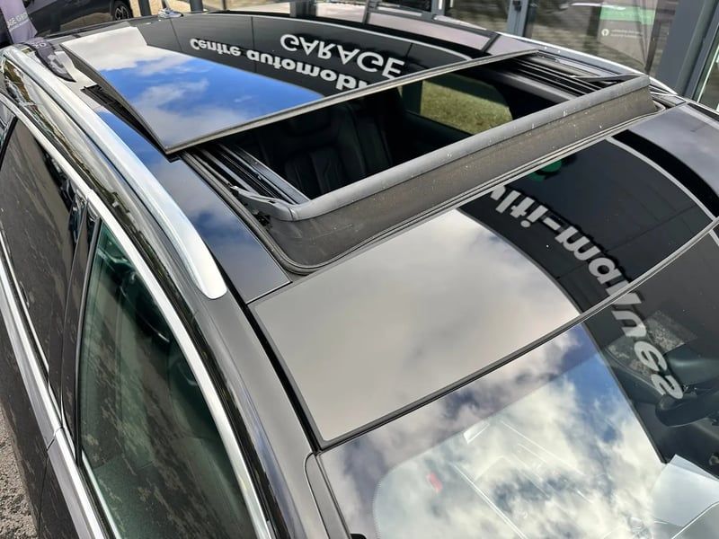 Photo de la voiture AUDI A6 AVANT 45 TDI 231 ch Quattro Tiptronic 8 S line