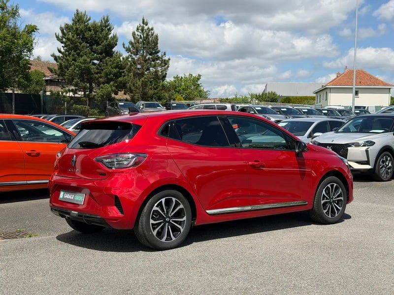 Photo de la voiture RENAULT CLIO V E-Tech full hybrid 145 ch GSR2 Techno