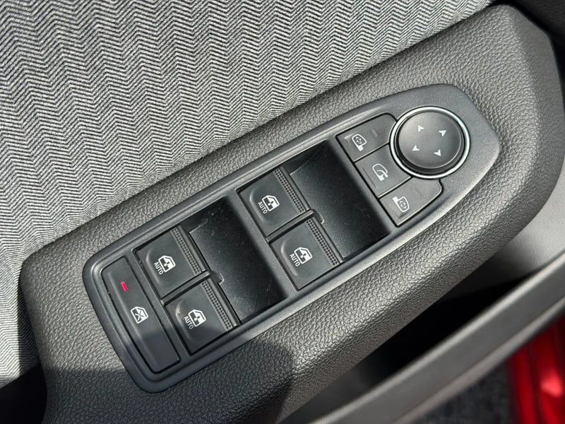 Photo de la voiture RENAULT CLIO V E-Tech full hybrid 145 ch GSR2 Techno