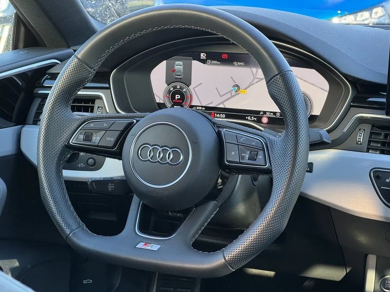 Photo de la voiture AUDI A5 SPORTBACK 35 TDI 163 S tronic 7 S Line