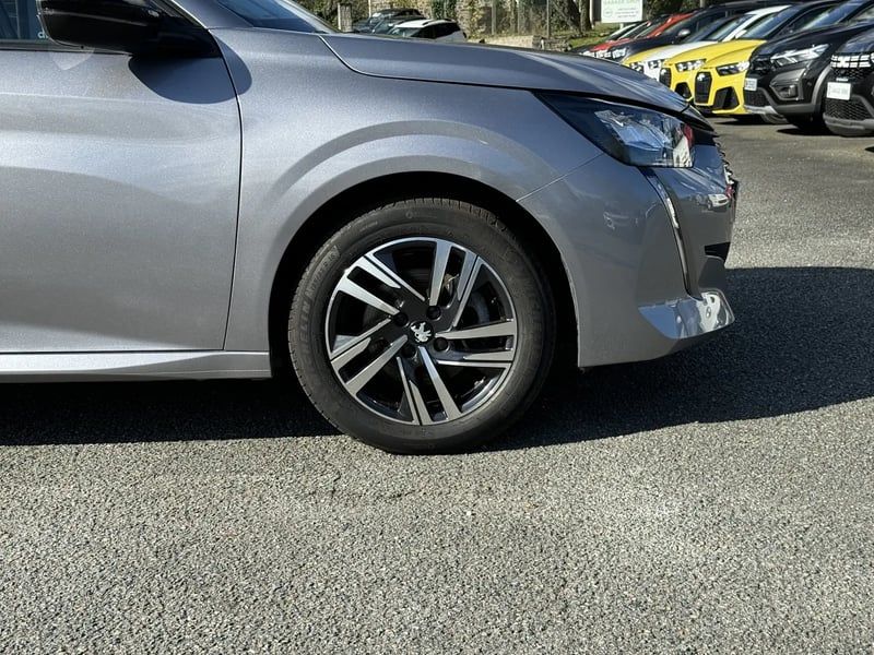 Photo de la voiture PEUGEOT 208 BlueHDi 100 S&S BVM6 Allure Pack