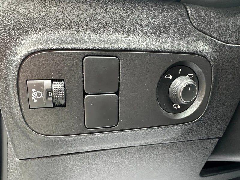 Photo de la voiture CITROEN C3 PureTech 110 S&S EAT6 Shine
