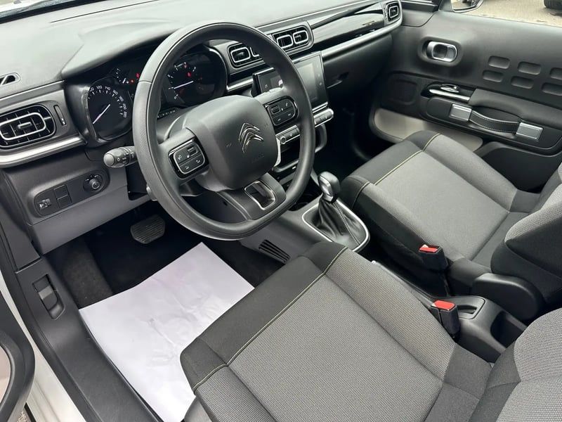 Photo de la voiture CITROEN C3 PureTech 110 S&S EAT6 Shine