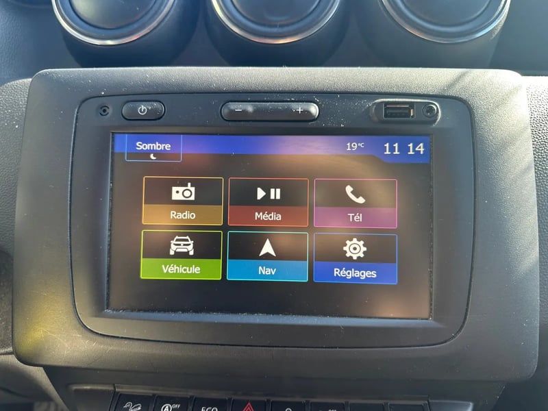 Photo de la voiture DACIA DUSTER Blue dCi 115 4x4 Prestige