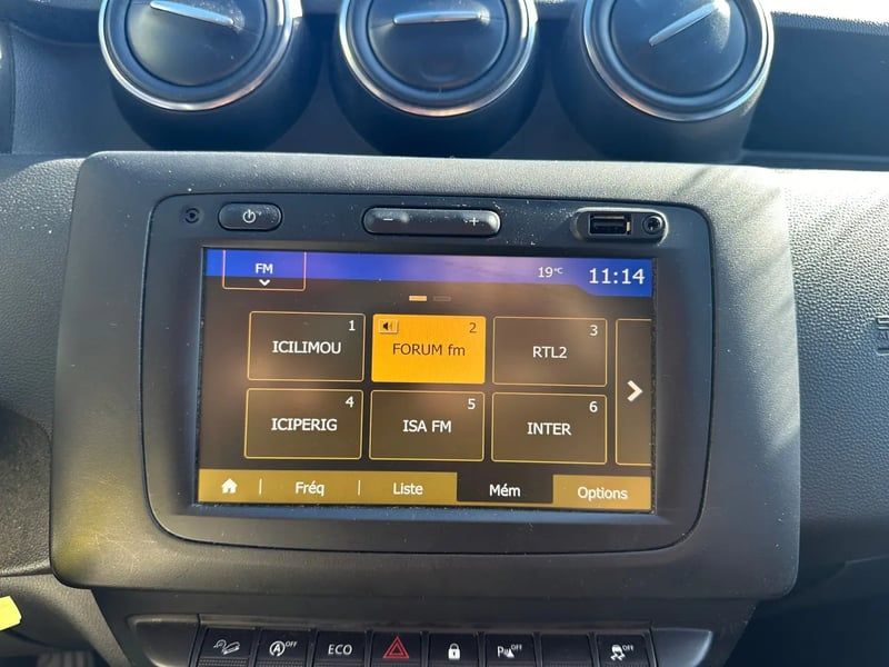 Photo de la voiture DACIA DUSTER Blue dCi 115 4x4 Prestige
