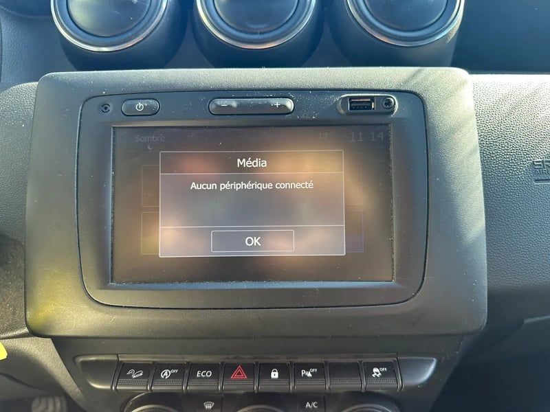 Photo de la voiture DACIA DUSTER Blue dCi 115 4x4 Prestige