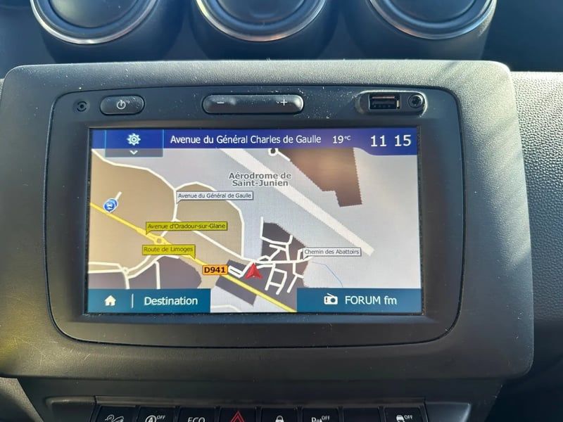 Photo de la voiture DACIA DUSTER Blue dCi 115 4x4 Prestige