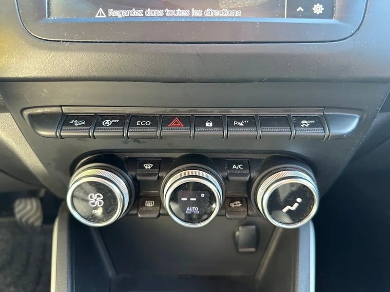 Photo de la voiture DACIA DUSTER Blue dCi 115 4x4 Prestige