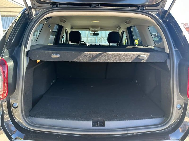 Photo de la voiture DACIA DUSTER Blue dCi 115 4x4 Prestige