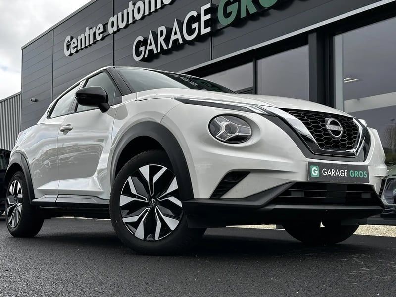 Photo de la voiture NISSAN JUKE 2023.5 DIG-T 114 DCT7 Acenta