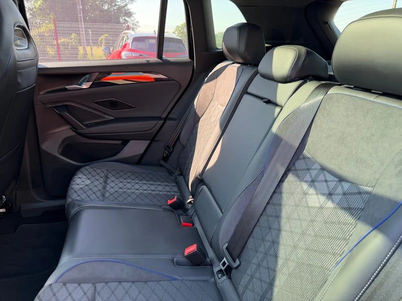 Photo de la voiture VOLKSWAGEN TIGUAN 2.0 TDI 150ch DSG7 R-Line Edition