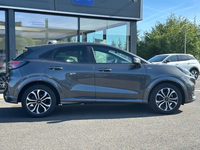 Photo de la voiture FORD PUMA 1.0 EcoBoost 155 ch mHEV S&S Powershift ST-Line - 5P