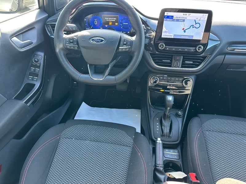 Photo de la voiture FORD PUMA 1.0 EcoBoost 155 ch mHEV S&S Powershift ST-Line - 5P