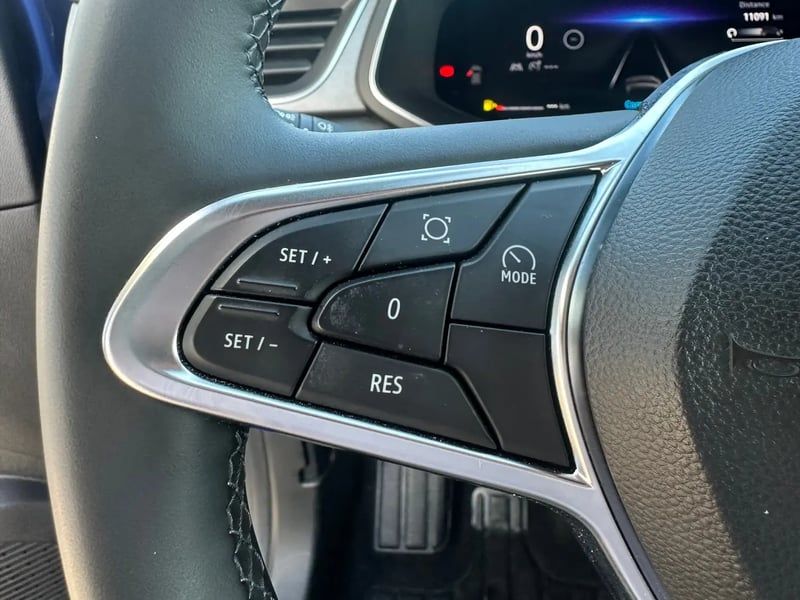 Photo de la voiture RENAULT CAPTUR Eco-G 100 ch Techno