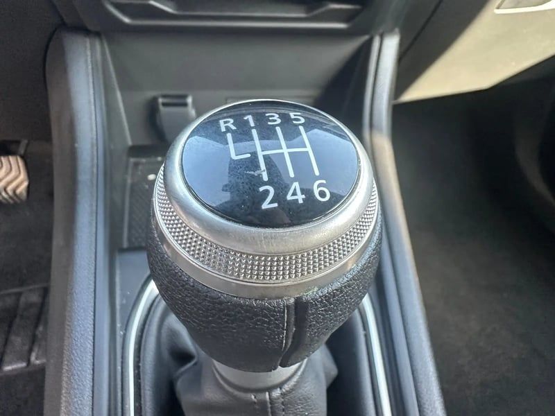 Photo de la voiture RENAULT CAPTUR Eco-G 100 ch Techno