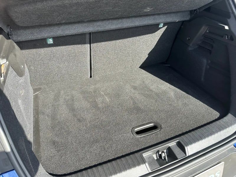 Photo de la voiture RENAULT CAPTUR Eco-G 100 ch Techno