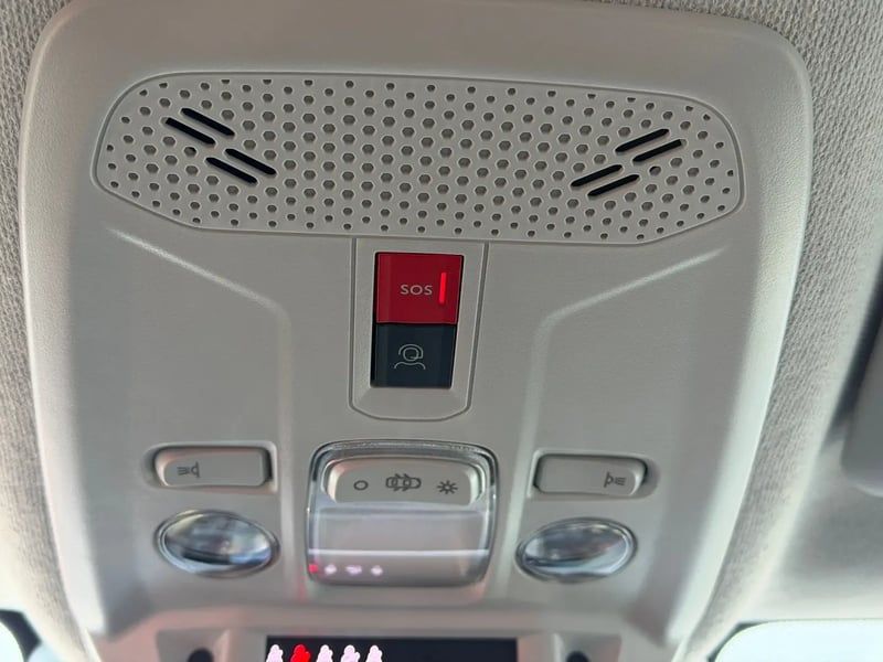 Photo de la voiture CITROEN C4 X Hybride 136 e-DCS6 Max