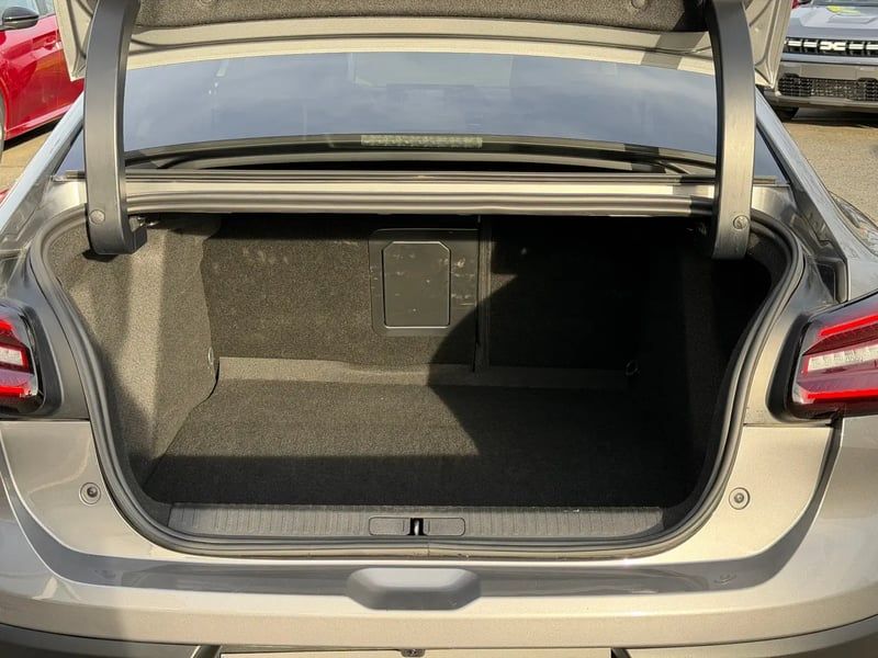 Photo de la voiture CITROEN C4 X Hybride 136 e-DCS6 Max