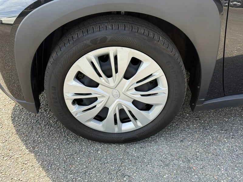 Photo de la voiture TOYOTA AYGO X 1.0 VVT-i 72 S-CVT Dynamic