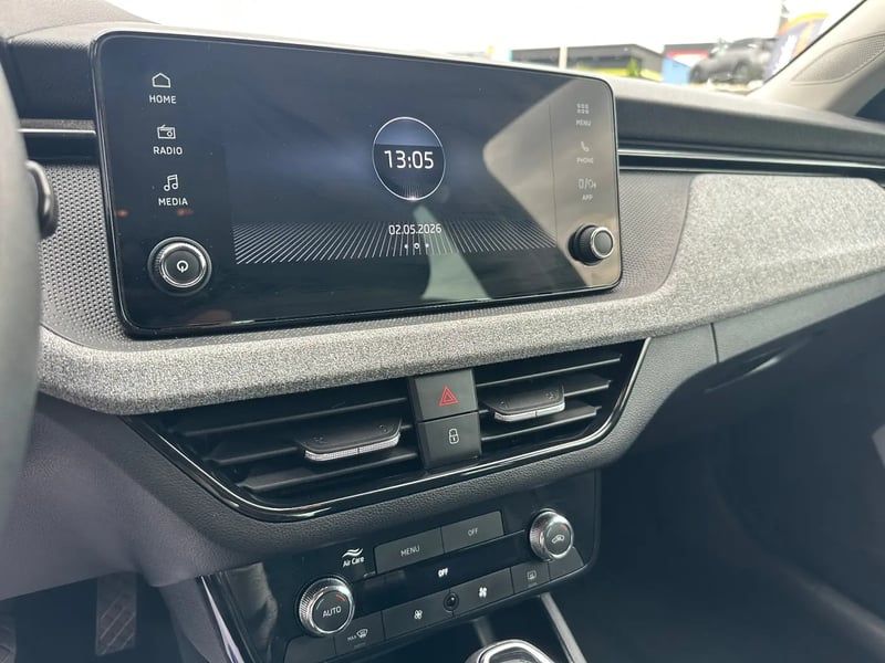 Photo de la voiture SKODA SCALA 1.0 TSI Evo 2 116 ch DSG7 Selection