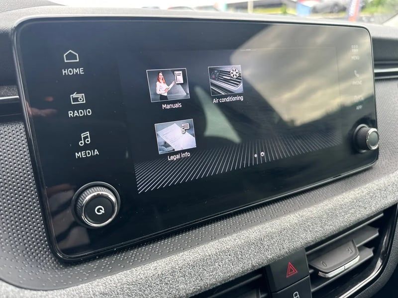Photo de la voiture SKODA SCALA 1.0 TSI Evo 2 116 ch DSG7 Selection