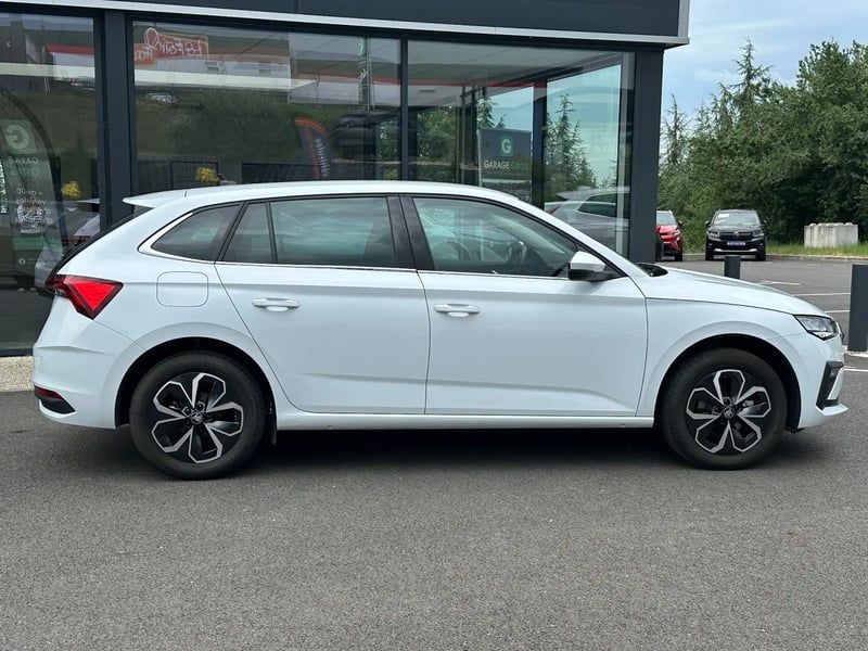 Photo de la voiture SKODA SCALA 1.0 TSI Evo 2 116 ch DSG7 Selection