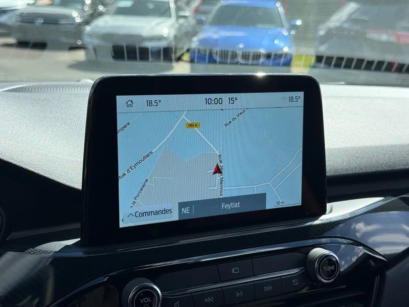 Photo de la voiture FORD KUGA 2.0 TDCi 120 S&S 4x2 Powershift ST-Line