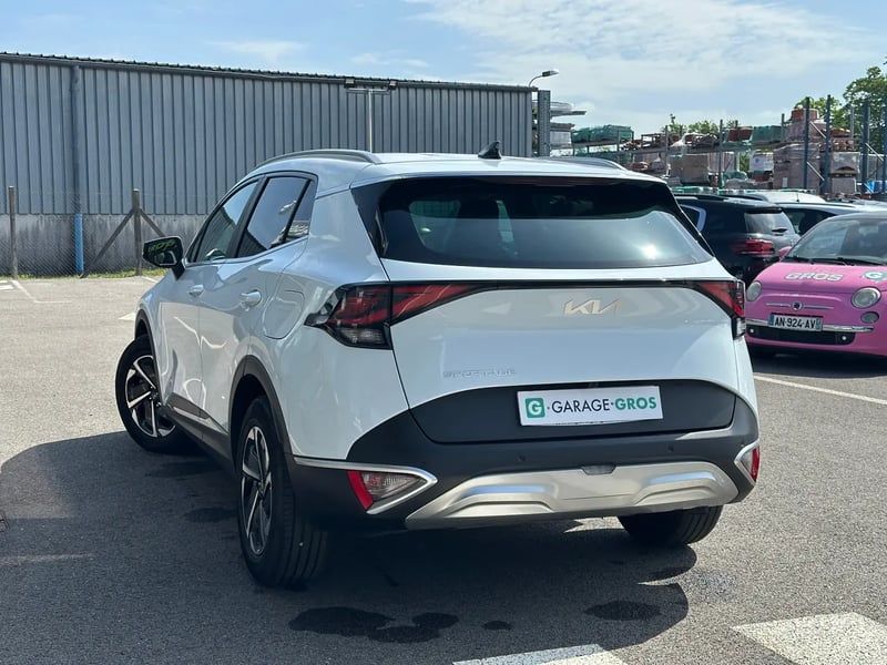 Photo de la voiture KIA SPORTAGE 1.6 T-GDi 150ch MHEV DCT7 4x2 Design