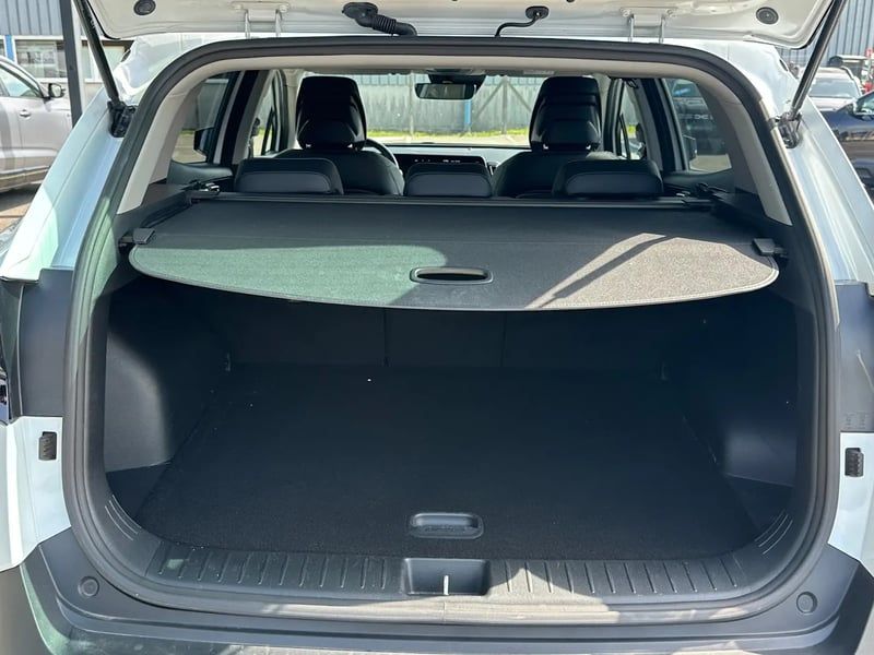 Photo de la voiture KIA SPORTAGE 1.6 T-GDi 150ch MHEV DCT7 4x2 Design