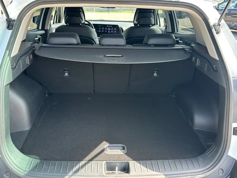 Photo de la voiture KIA SPORTAGE 1.6 T-GDi 150ch MHEV DCT7 4x2 Design