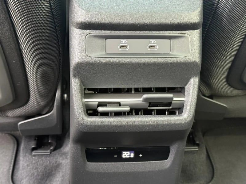 Photo de la voiture AUDI Q3 DIESEL TDI 150 ch S tronic 7 S line