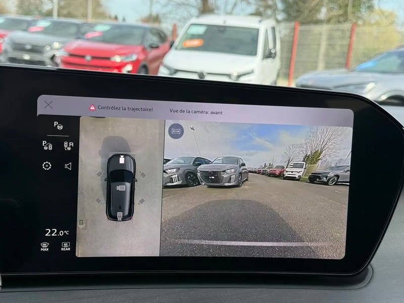 Photo de la voiture AUDI Q3 DIESEL TDI 150 ch S tronic 7 S line