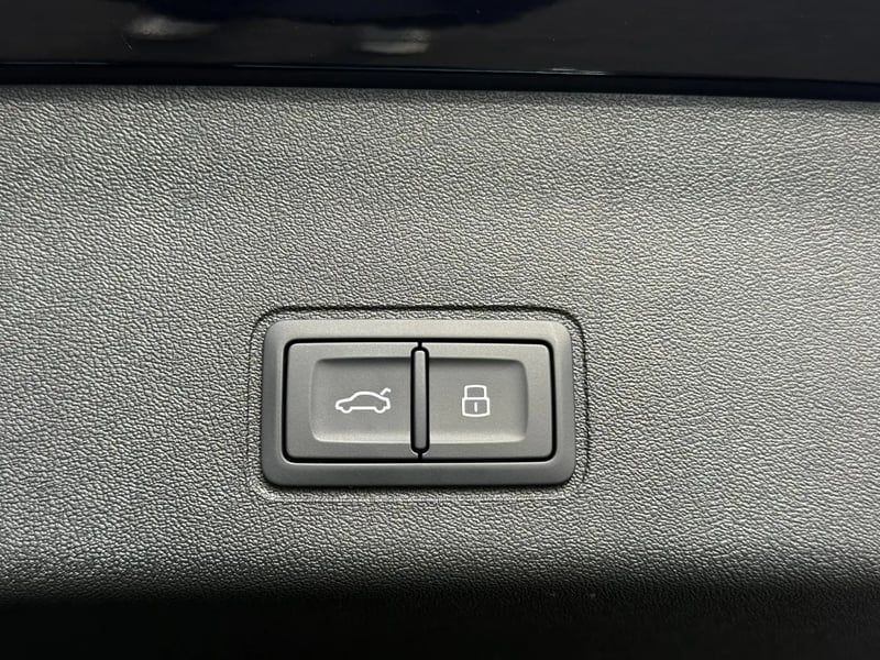 Photo de la voiture AUDI Q3 DIESEL TDI 150 ch S tronic 7 S line