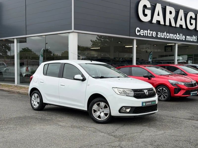 Photo de la voiture DACIA SANDERO TCe 90 Laureate