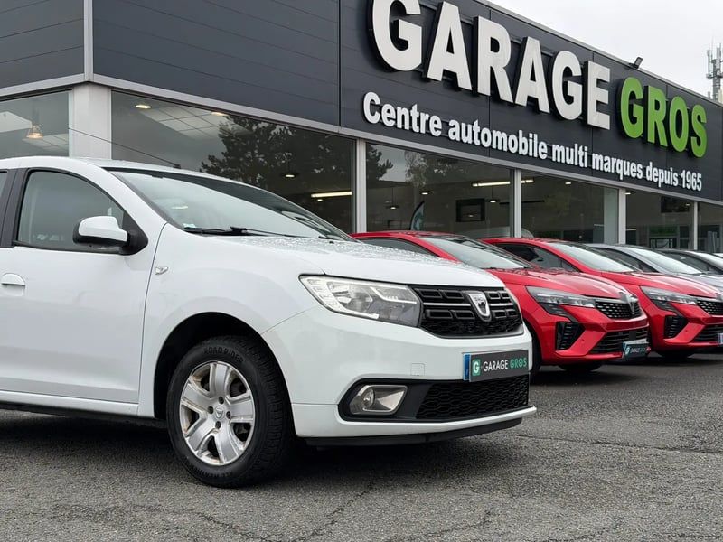 Photo de la voiture DACIA SANDERO TCe 90 Laureate
