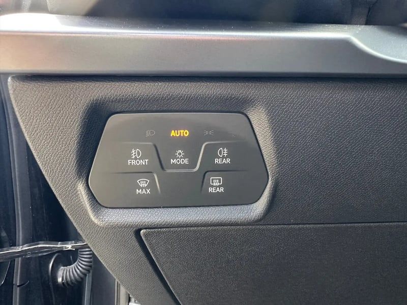 Photo de la voiture CUPRA FORMENTOR 1.5 eTSI Hybrid 150 ch DSG7 V