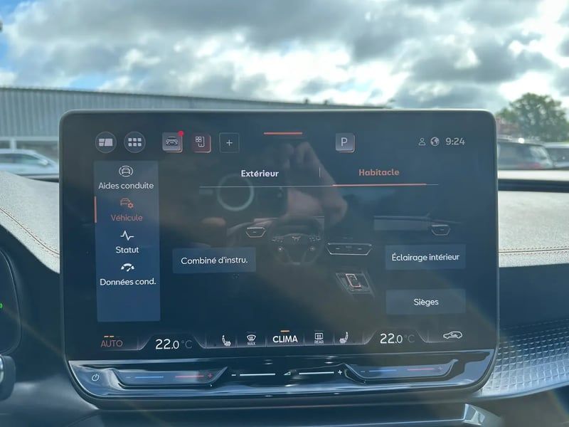 Photo de la voiture CUPRA FORMENTOR 1.5 eTSI Hybrid 150 ch DSG7 V