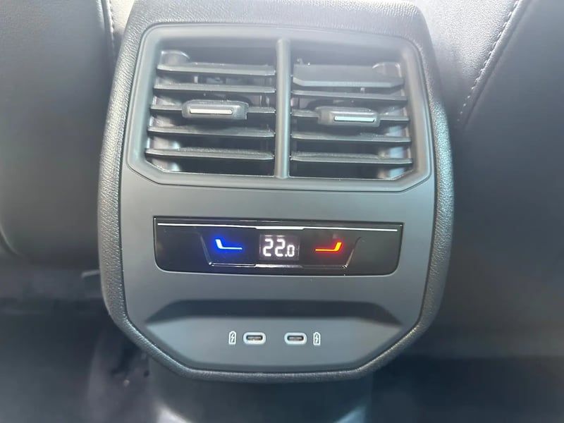 Photo de la voiture CUPRA FORMENTOR 1.5 eTSI Hybrid 150 ch DSG7 V