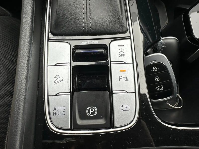 Photo de la voiture HYUNDAI TUCSON 1.6 T-GDI 150 Hybrid 48V DCT-7 Creative