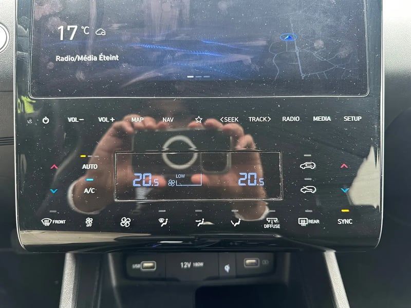 Photo de la voiture HYUNDAI TUCSON 1.6 T-GDI 150 Hybrid 48V DCT-7 Creative